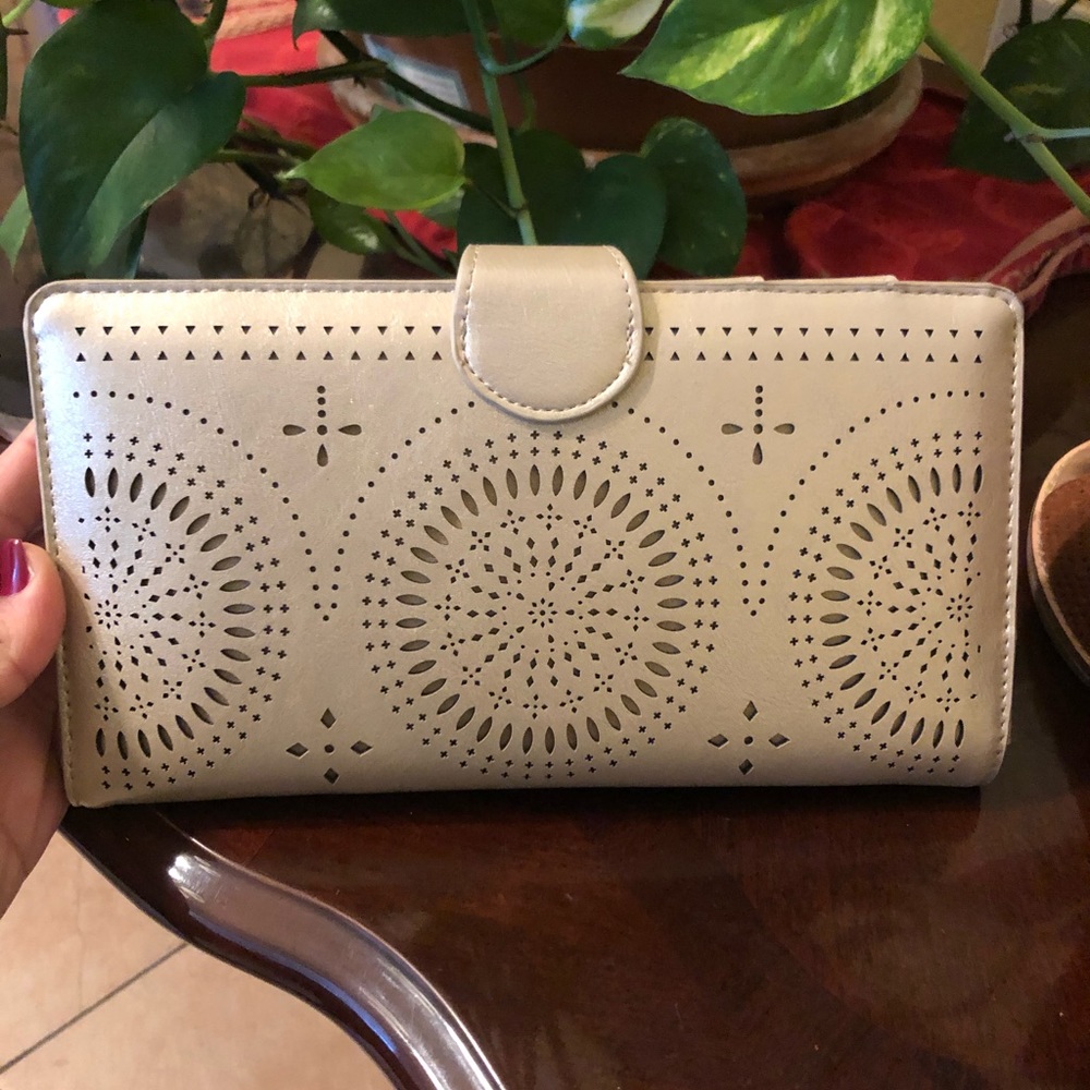 Cute golden wallet/purse